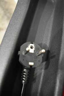 Nízkozdvižný vozík 2024  Linde T 14 ION 1155-00 (5)