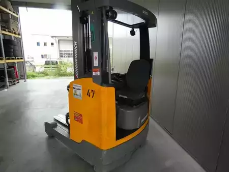 Schubmaststapler  Jungheinrich ETV 216 Li (3)
