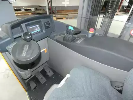 Schubmaststapler  Jungheinrich ETV 216 Li (4)