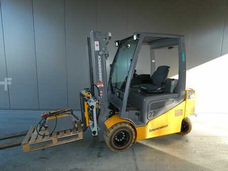 Electric - 4 wheels 2021  Jungheinrich EFG S30 - 470 DZ (1)