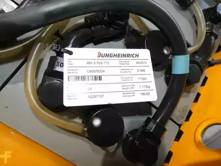 Schubmaststapler  Jungheinrich ETV 216 - 740 DZ (6)
