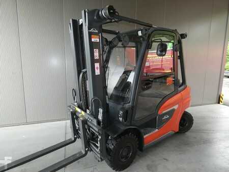 Dieselstapler  Linde H25 D (1)