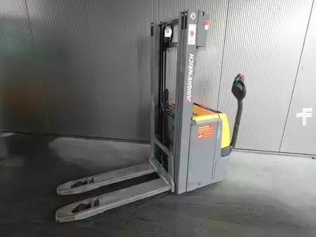 Pinontavaunu 2020  Jungheinrich EJC 112 z 409 DZ (1)