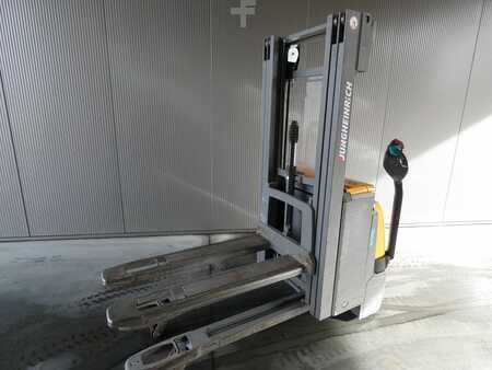 Stoccatori 2020  Jungheinrich EJC 112 Z  - 409 DZ (1)