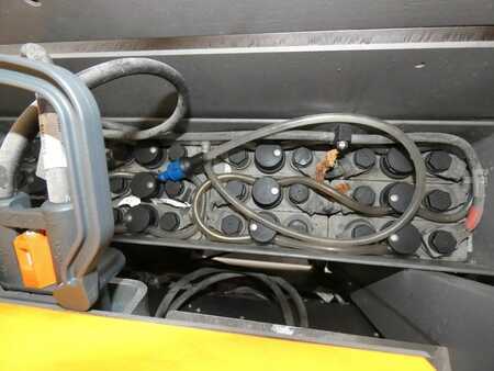 Stoccatori 2020  Jungheinrich EJC 112 Z  - 409 DZ (3)