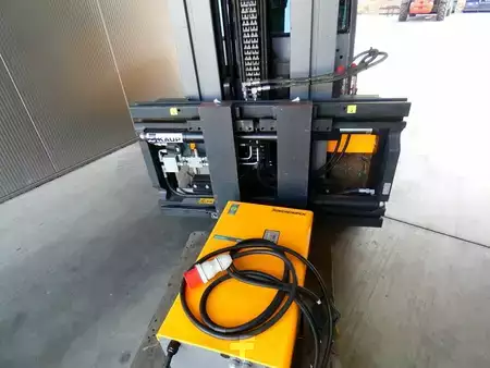 Eléctrica de 4 ruedas 2022  Jungheinrich EFG  S 50 (6)