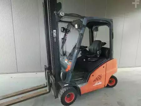 Carrelli elevatori diesel 2013  Linde H 20D-01-391 (1)