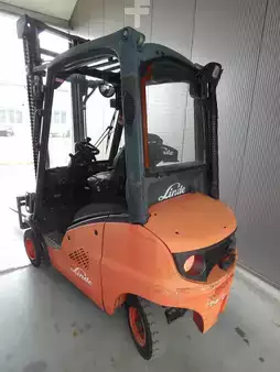 Carrelli elevatori diesel 2013  Linde H 20D-01-391 (4)