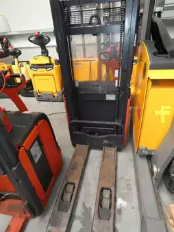 Hochhubwagen 2020  Linde L12 (5)