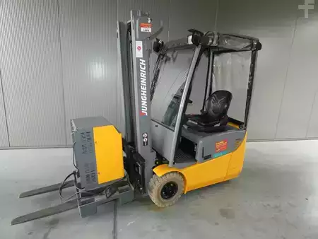 Elektro 3 Rad 2016  Jungheinrich EFG 113 (1)