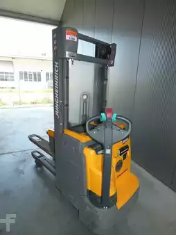 Hochhubwagen 2021  Jungheinrich EJC 214 Z (4)