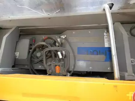 Hochhubwagen 2021  Jungheinrich EJC 214 Z (6)