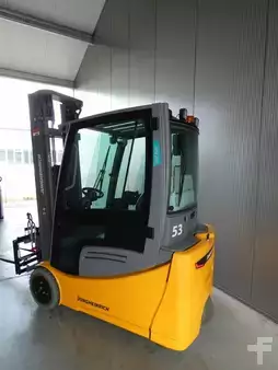 Elektro 3 Rad 2023  Jungheinrich EFG 220 (5)