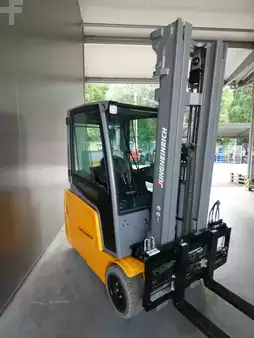Elektro 3 Rad 2023  Jungheinrich EFG 220 (8)