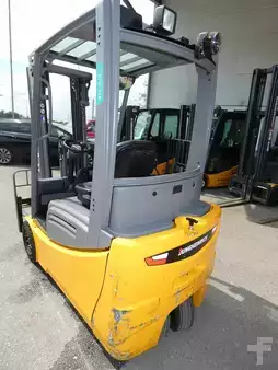Elektro 3 Rad 2017  Jungheinrich EFG 216 (3)