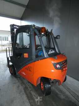 Treibgasstapler  Linde H 25 T - 01 (2)