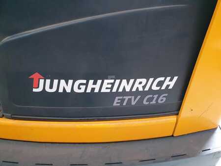 Carretilla retráctil 2014  Jungheinrich ETV C 16 (4)