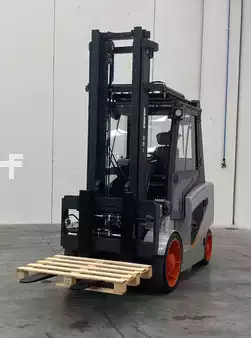 4-Wheel Electric 2026 Carer A80SC - extrem schmal (2)