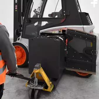 4-Wheel Electric 2026 Carer A80SC - extrem schmal (4)