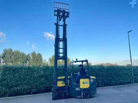 Chariots à mât rétractable 2020  Aisle Master AM20SHE (5)