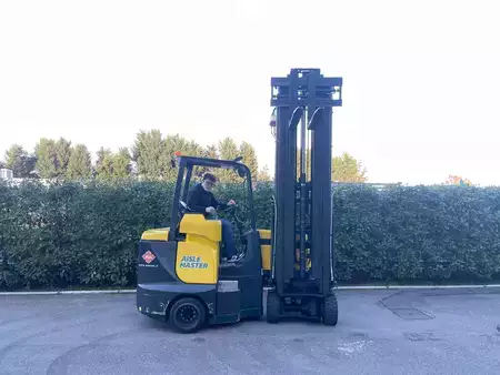 Chariots à mât rétractable 2018  Aisle Master AM20WHE (2)