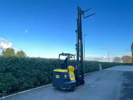 Chariots à mât rétractable 2018  Aisle Master AM20WHE (3)