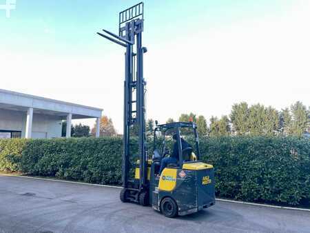 Retráctil 2020  Aisle Master AM20SHE (4)