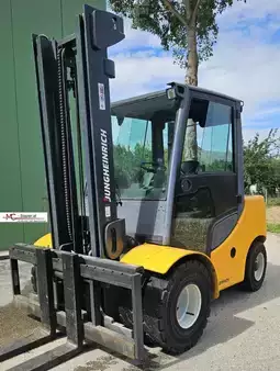 Diesel Forklifts 2014  Jungheinrich DFG S50s (1)