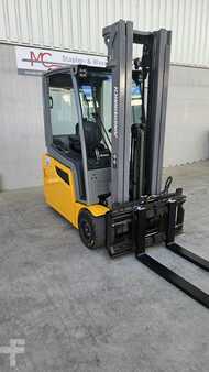 Elektro 4 Rad  Jungheinrich EFG 218 (1)
