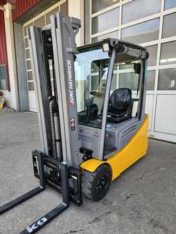 Elektro 3 Rad 2018  Jungheinrich EFG 216 (1)