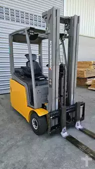 Elektro 3 Rad 2019  Jungheinrich EFG 216k (2)