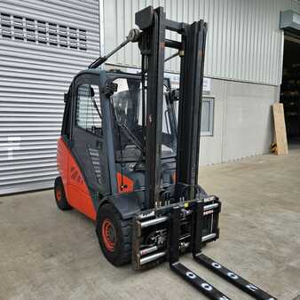 Dízel targoncák 2014  Linde H30D-02 EVO (1)