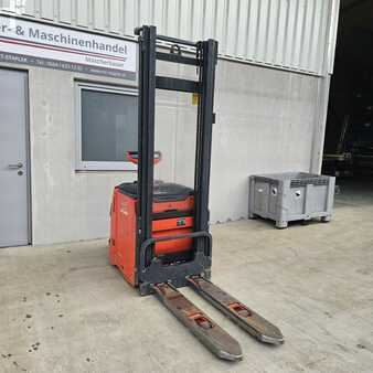 Hochhubwagen 2008  Linde L12AP (1)