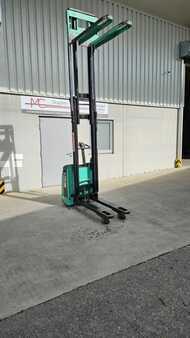 Hochhubwagen 2001  Mitsubishi SBP12KI (3)