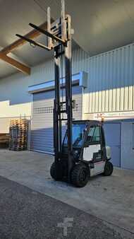 Dieselstapler 2009  Nissan YG1D2A30Q (4)