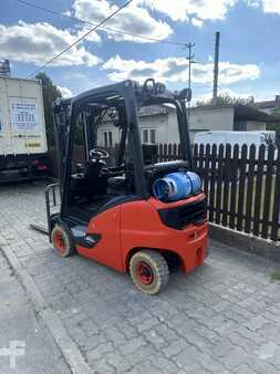 LPG heftrucks 2015  Linde H16T EVO (2)