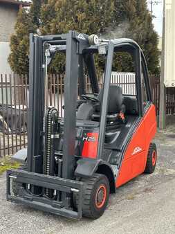 LPG heftrucks 2004  Linde H25T (1)
