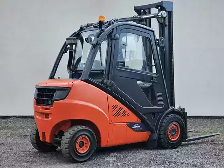 Wózki widłowe diesel 2016  Linde H30D-02 (8)