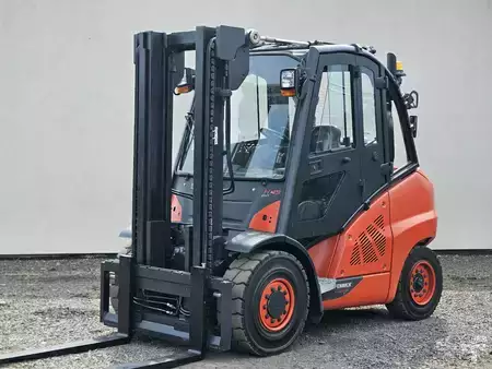 Wózki gazowe 2014  Linde H45T-02 (2)