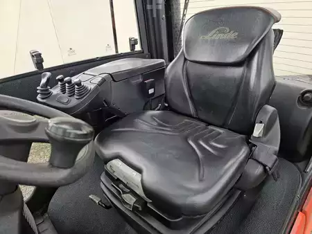 Dieselový VZV 2018  Linde H18D-01 nur 5988h (6)