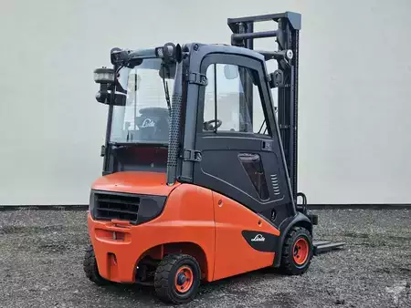 Dieselový VZV 2018  Linde H18D-01 nur 5988h (9)