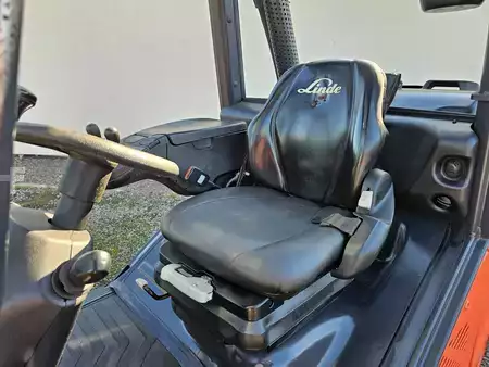 Wózki gazowe 2018  Linde H25T-02/600 Triplex (11)