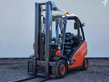Wózki gazowe 2018  Linde H25T-02/600 Triplex (2)