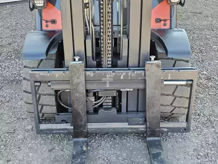 Wózki gazowe 2018  Linde H25T-02/600 Triplex (7)
