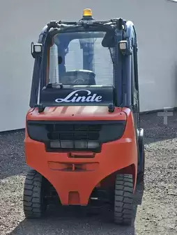Wózki gazowe 2016  Linde H30T-02 Triplex (10)