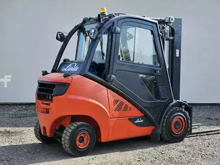 Wózki gazowe 2016  Linde H30T-02 Triplex (11)