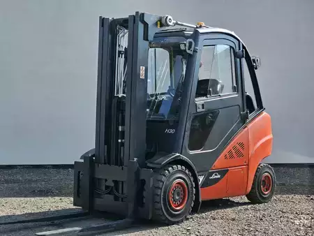 Wózki gazowe 2016  Linde H30T-02 Triplex (2)