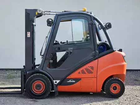 Wózki gazowe 2016  Linde H30T-02 Triplex (3)