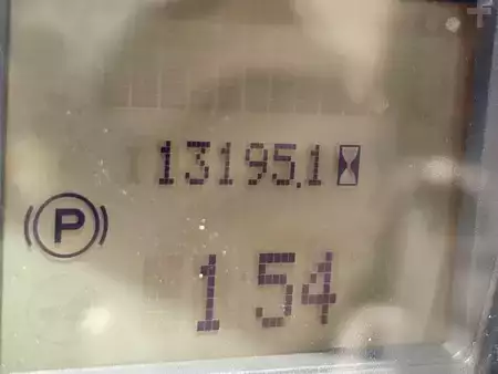 Wózki widłowe diesel 2017  Linde H20D-01 Triplex (9)