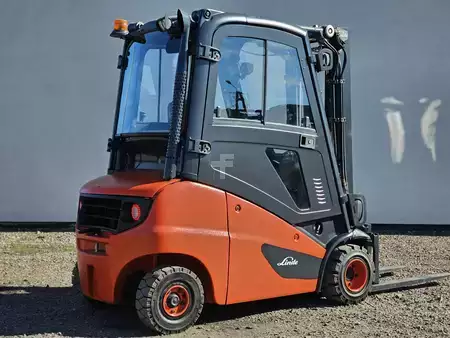 Wózki widłowe diesel 2017  Linde H20D-01 Triplex (11)